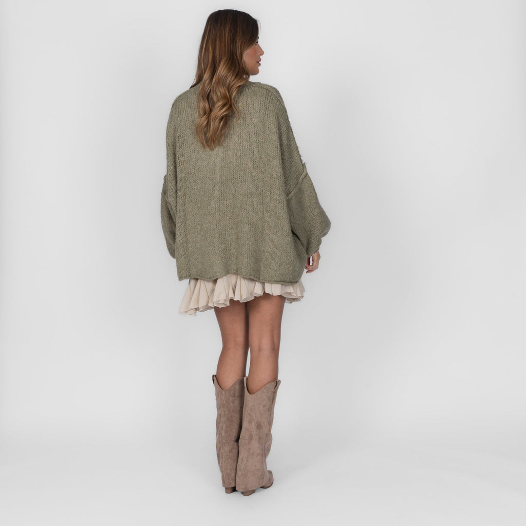 Oversized megztas kardiganas su sagomis
