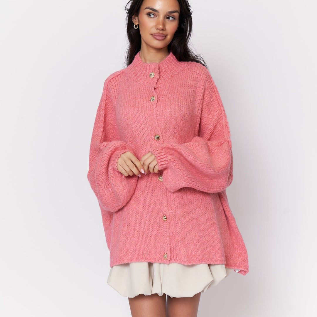 Oversized megztas kardiganas su sagomis